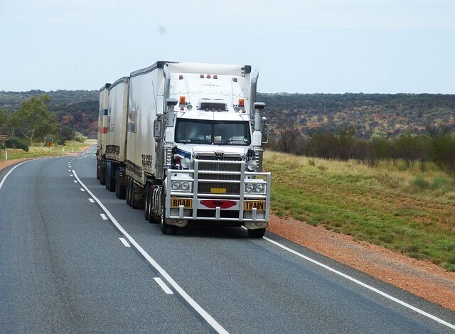 The Essential Role of Refrigerated Trucks in Modern Supply Chains